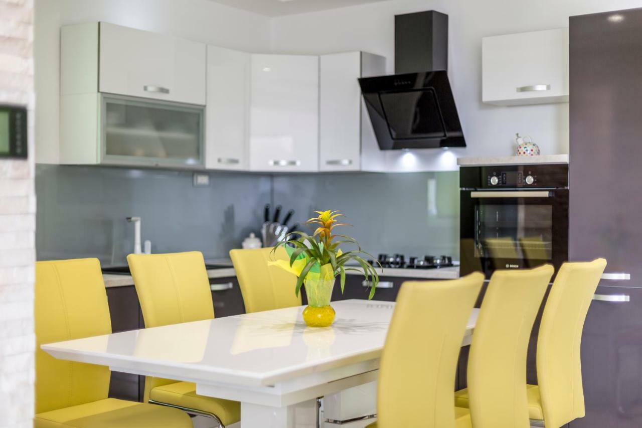 Sea Pearl Luxury Apartment Ποντστράνα Εξωτερικό φωτογραφία