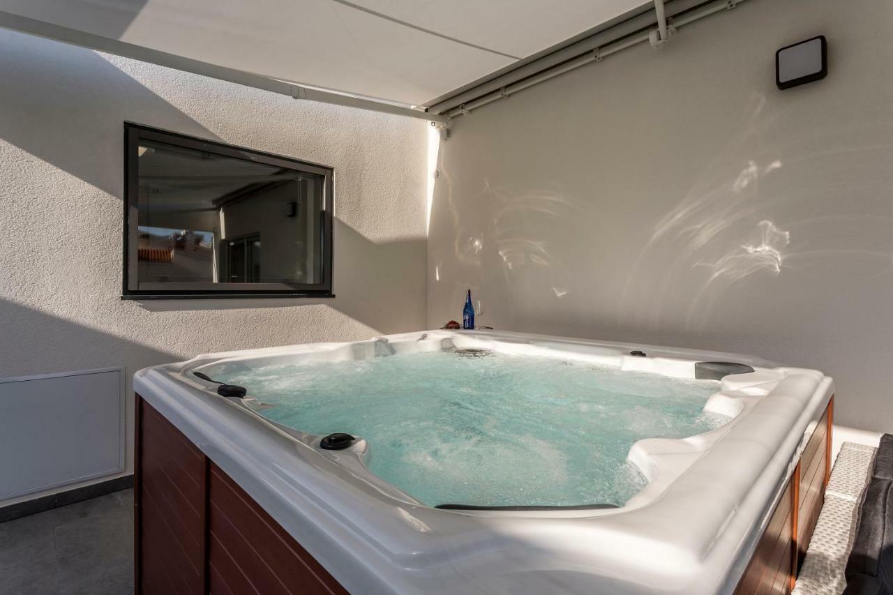 Sea Pearl Luxury Apartment Ποντστράνα Εξωτερικό φωτογραφία