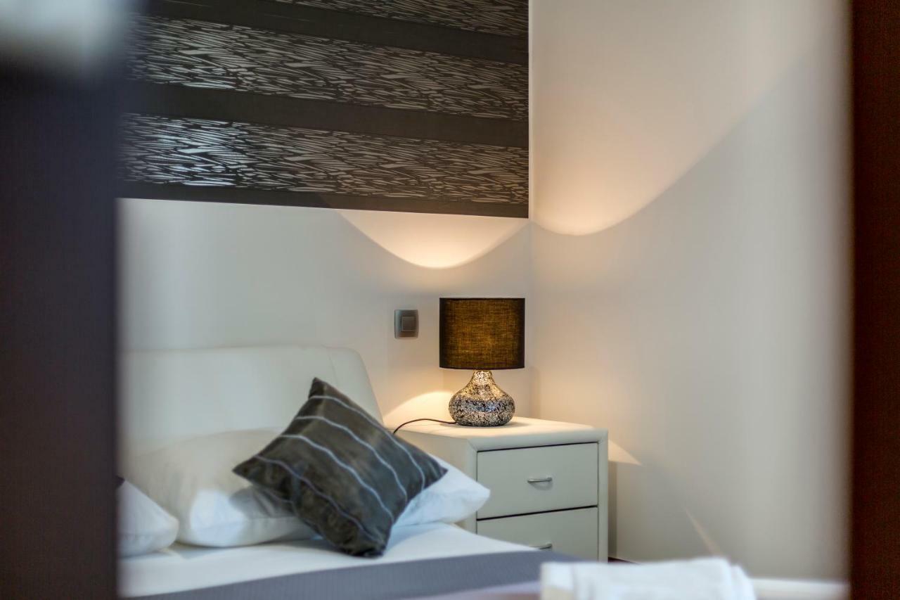 Sea Pearl Luxury Apartment Ποντστράνα Εξωτερικό φωτογραφία