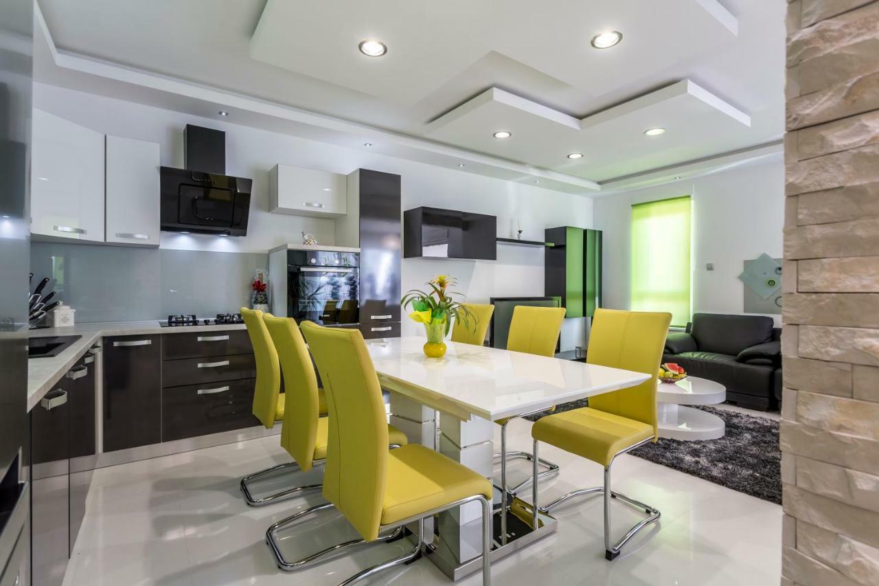 Sea Pearl Luxury Apartment Ποντστράνα Εξωτερικό φωτογραφία